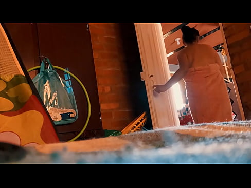 ❤️ زما تره زه په شاور کې تعقیبوم، هغه ما ته د شاور کولو په وخت کې ټوخی کوي. ❌  په ps.filmepornonline.ru